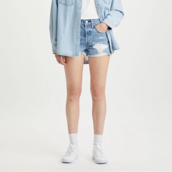 NWT Levi's® Women's 501 Original High-Rise Jean Shorts - Picture 1 of 2